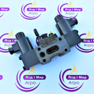 0000841300 3/3 розподільник (Claas)