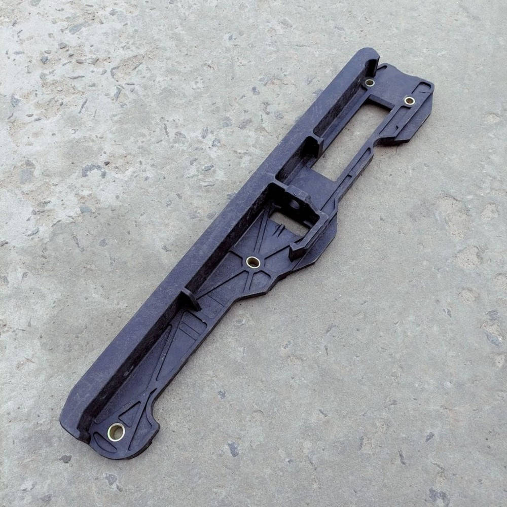 0013135061 Chain Guide (Claas)
