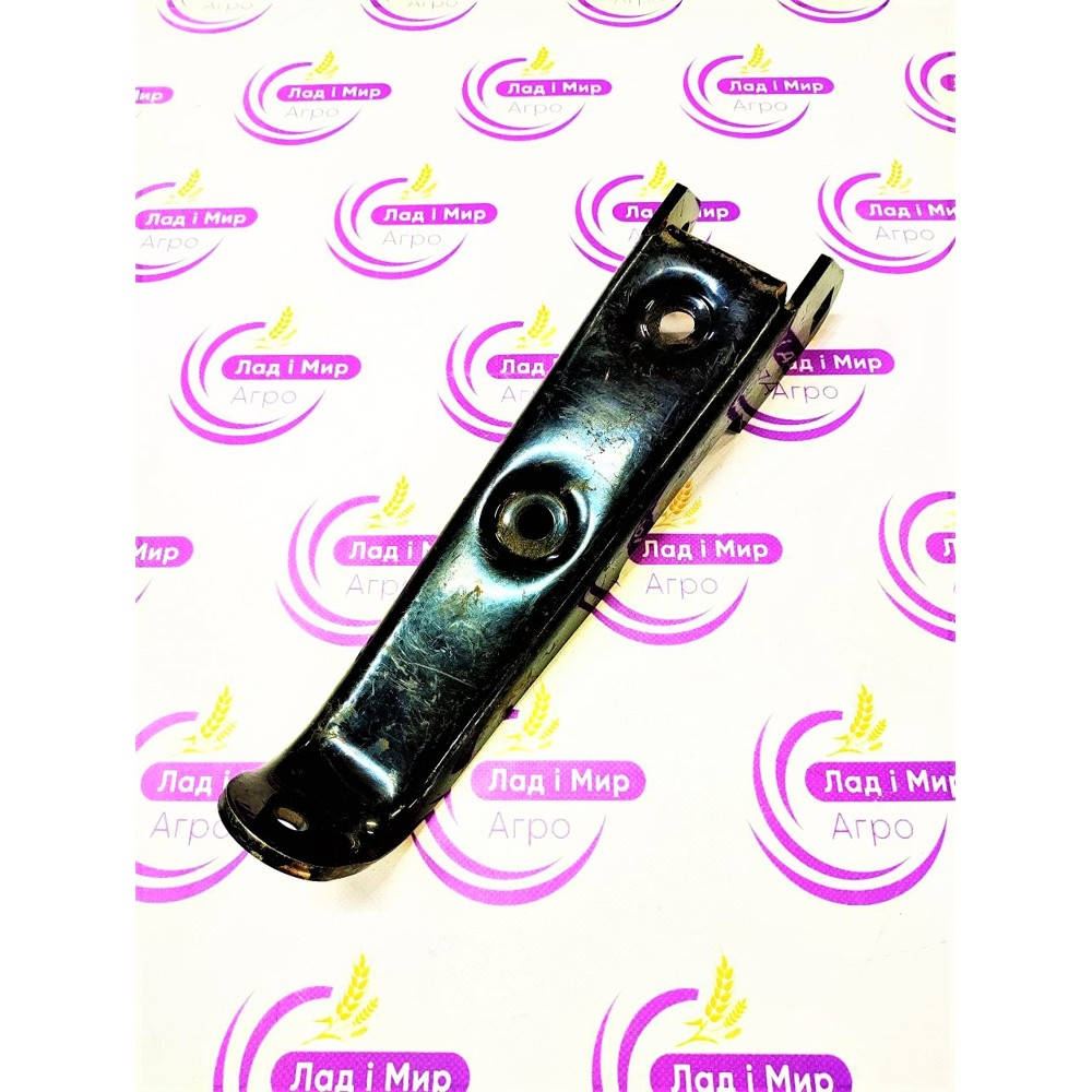 552-006D Bracket (GREAT PLAINS)