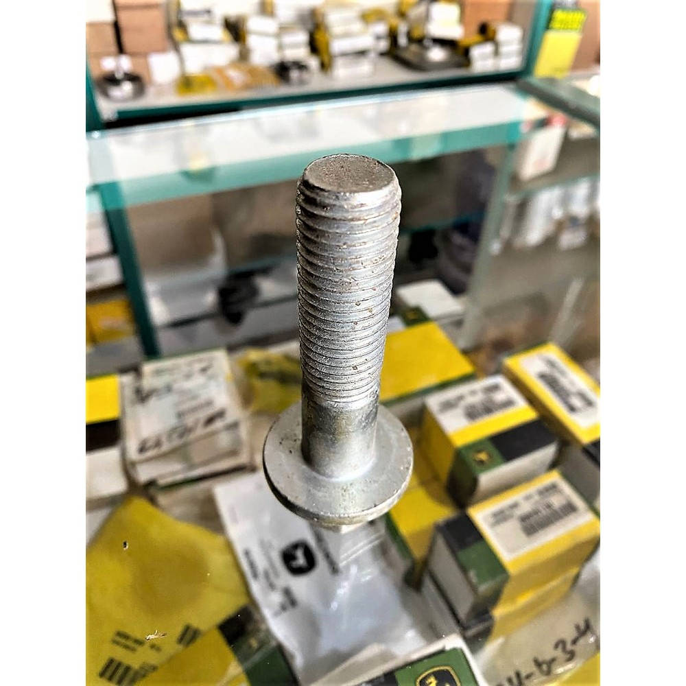 19M7813 Bolt (John Deere)