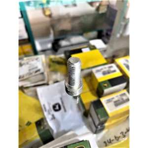 19M8533 Śruba (John Deere)