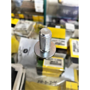 19M8832 Bolt (John Deere)