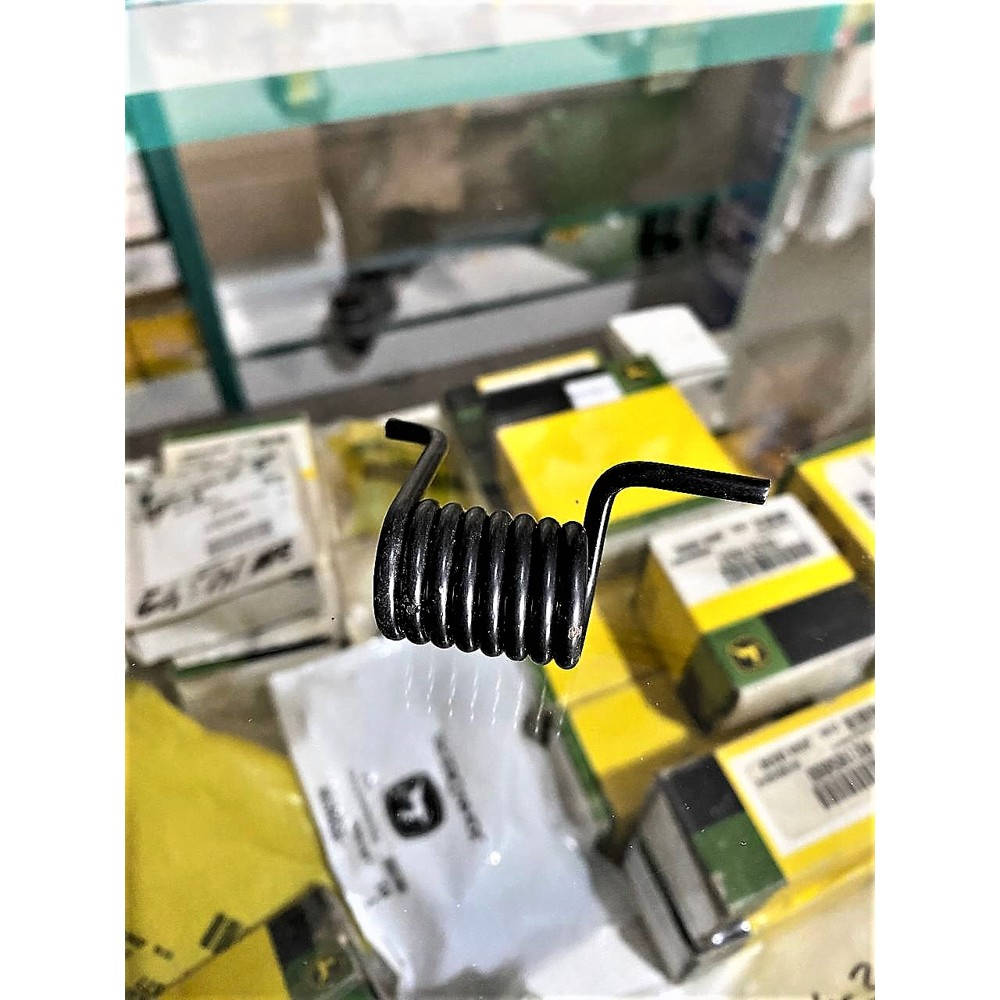 A41116 Right Spring (John Deere)