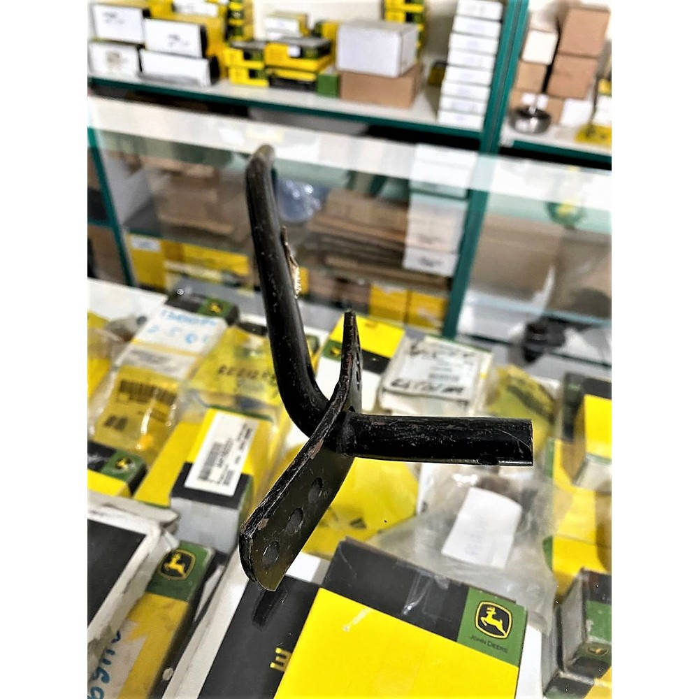 AA20005 Lever (John Deere)