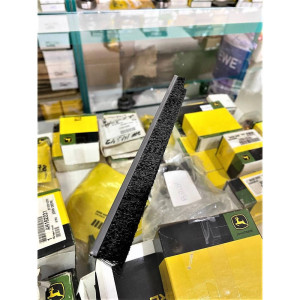 AA32868 Щiтка (John Deere)