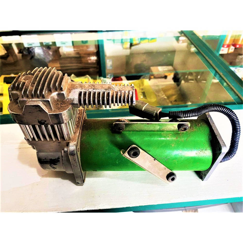 AA72119 Compressor (John Deere)