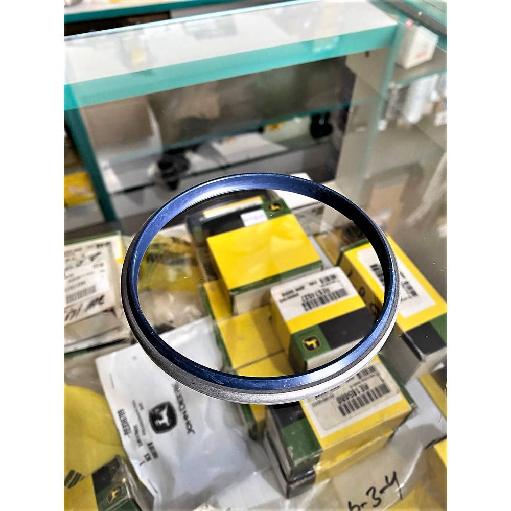 AH151508 Ring (John Deere)