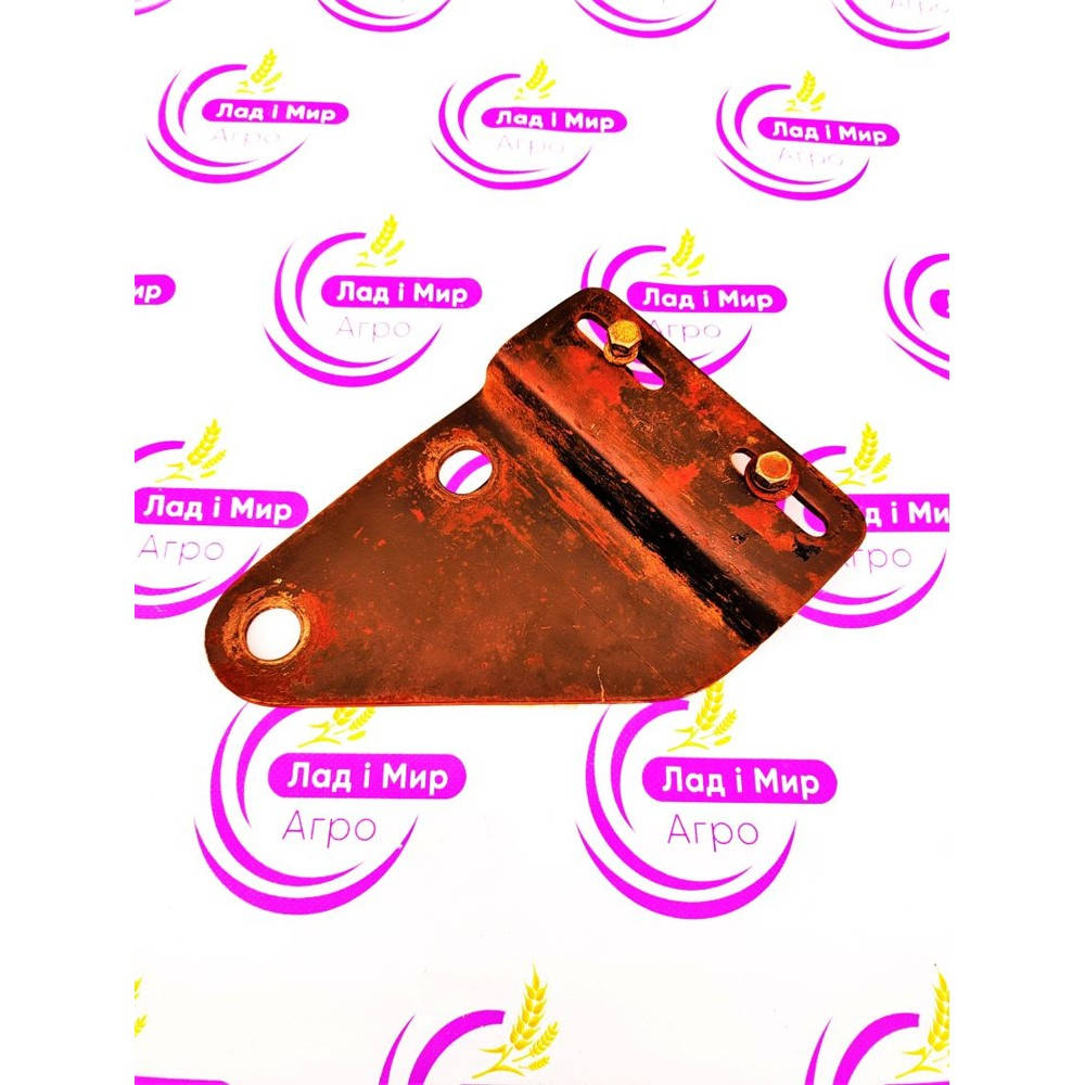 AL213425 bracket (John Deere)