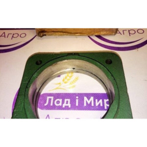 H115930 Корпус підшипника (John Deere)