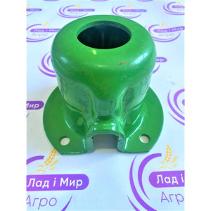 H119710 Jarzmo (John Deere)
