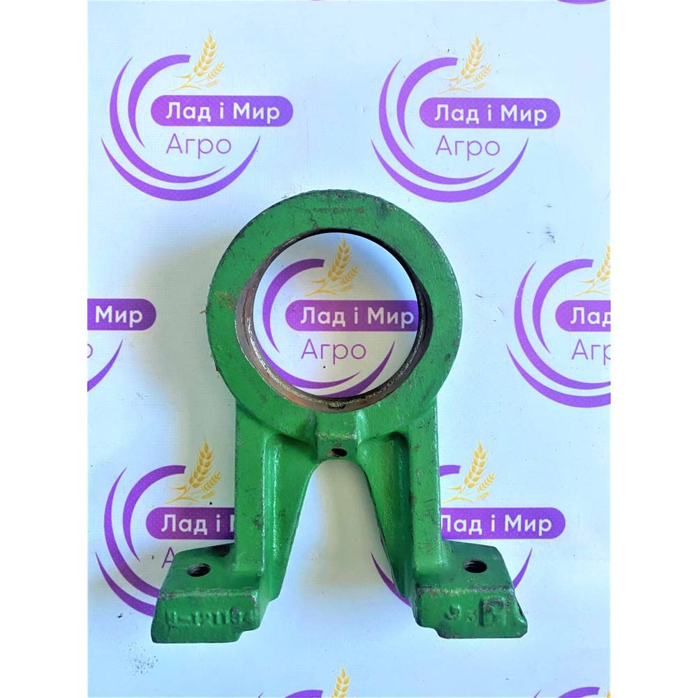 H121134 Korpus (John Deere)