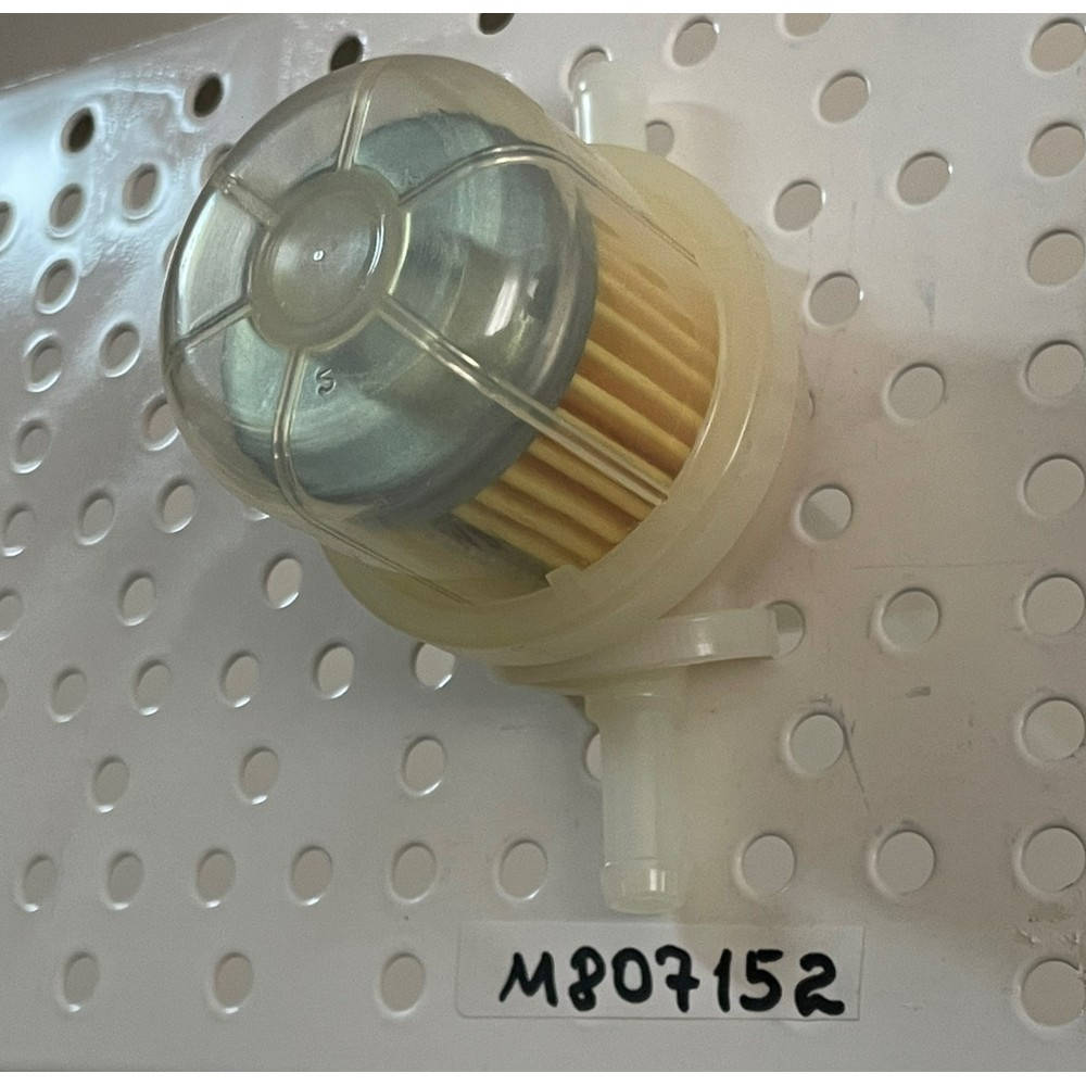 M807152 filter (John Deere)