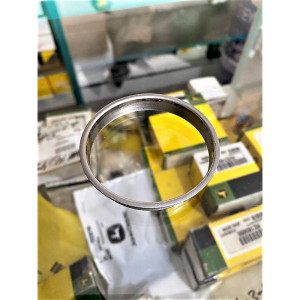 N219000 Tuleja (John Deere)