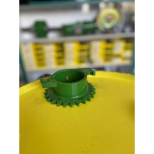 N282430 Sprocket (John Deere)