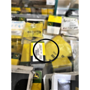 R106663 Ring (John Deere)