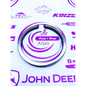R108819 Snap Ring (John Deere)
