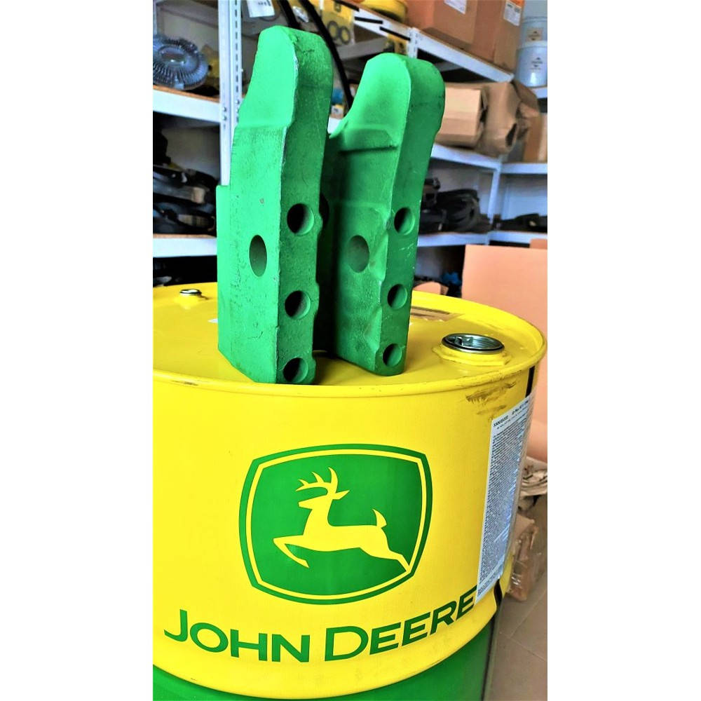 R125449 Bracket (John Deere)