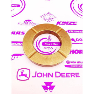 R131336 Bushing (John Deere)