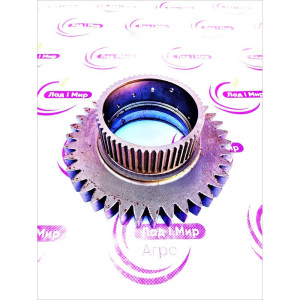 R132246 Gear, toothed wheel (John Deere)