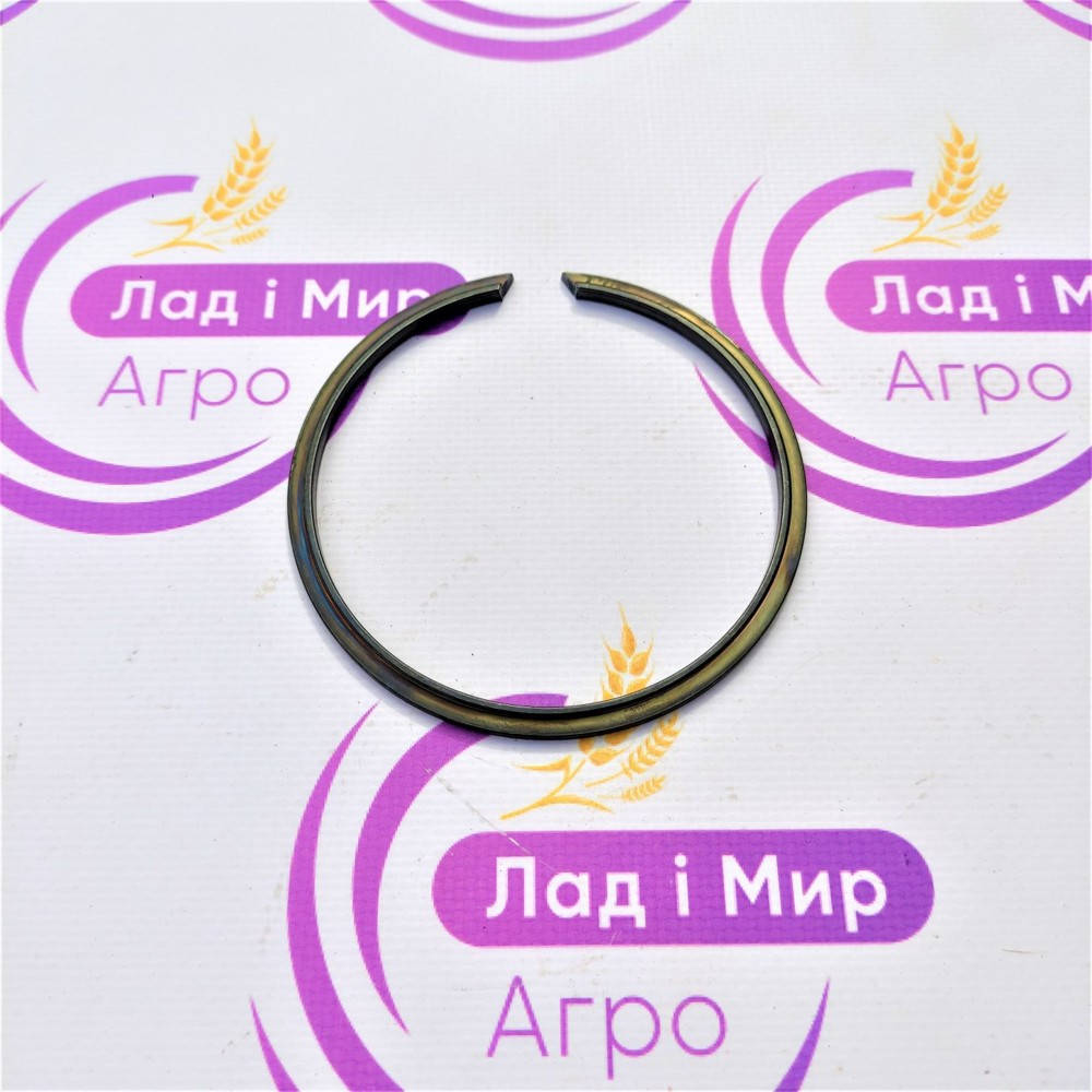R135364 Snap Ring (John Deere)