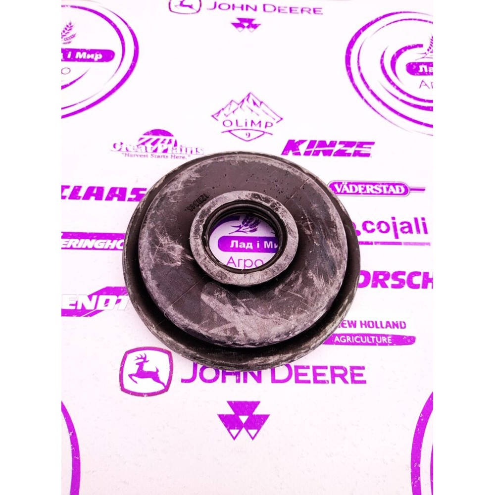 Придбайте новий Пильник виробництва John Deere та забирайте у нашому представництві у місті Вроцлав, або замовляйте доставку по всій Польші.Представлена запчастина має артикул виробника R175450 .Актуальну ціну та інші питання ви можете запитати за номерам