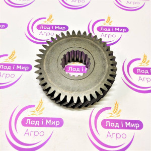 R227379 Gear (John Deere)