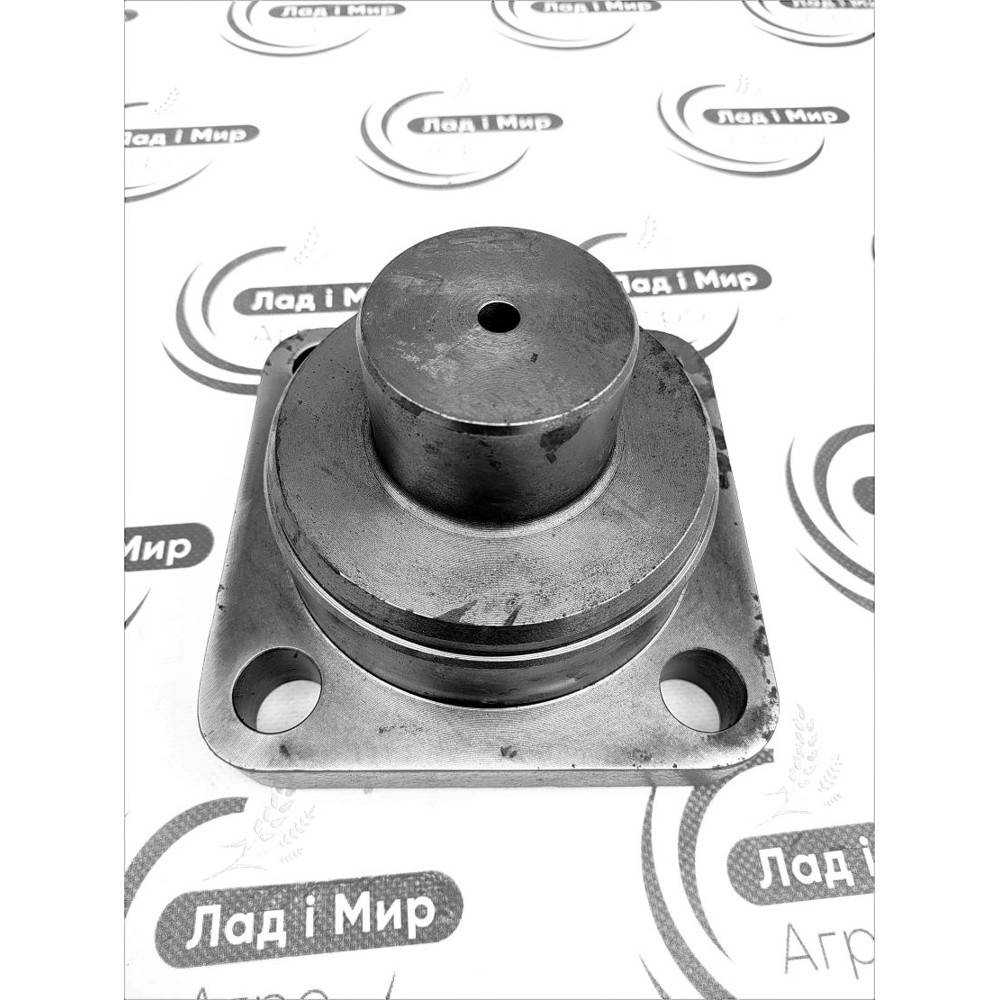 R239245 Steering Knuckle Pin (John Deere)