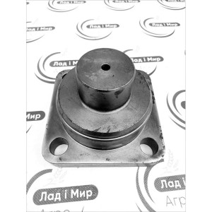 R239245 Steering Knuckle Pin (John Deere)