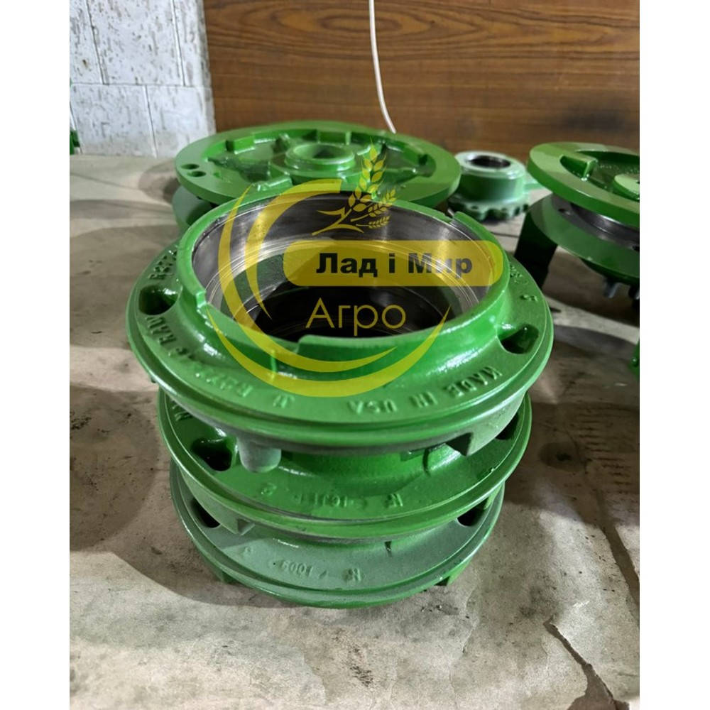 R345108 Korpus (John Deere)