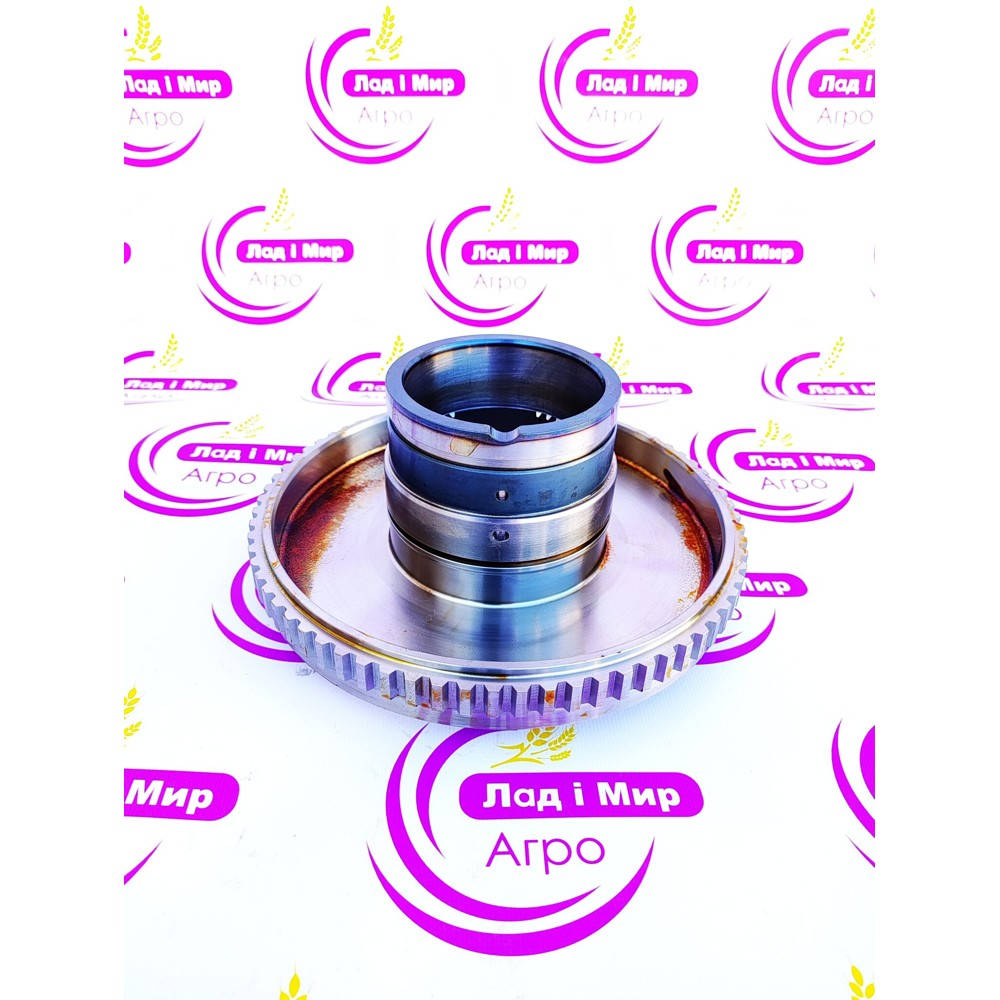 R542173 Coupling (John Deere)