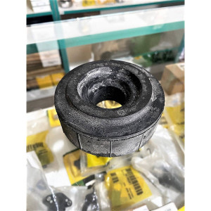 RE217825 Cushion (John Deere)