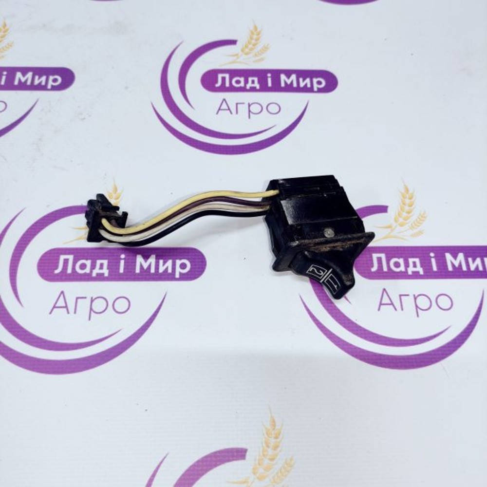 RE223554 Electric Switch Used (John Deere)