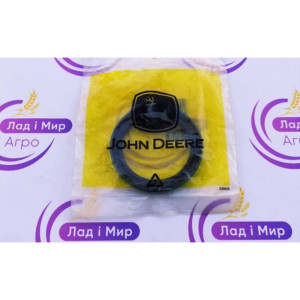 RE576867 Seal (John Deere)