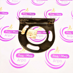 Z4400460 Metal Baler Mounting (KUHN)