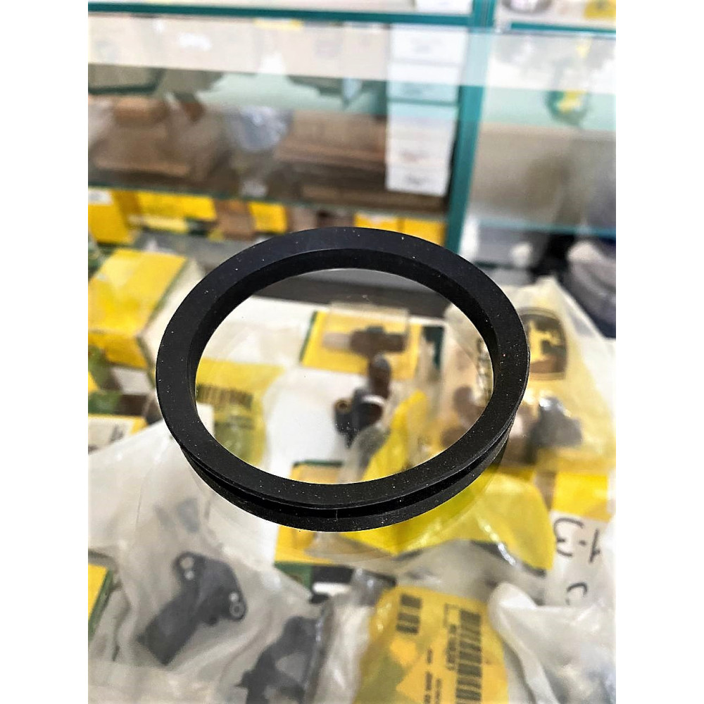 A82596 Seal (John Deere)