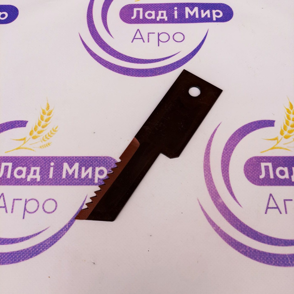 9516450 Nóż rozdrabniacza nieruchomy prosty/ZĘBATY 198,5 mm x 50 mm x 3 mm D-6,5 mm (CNH)