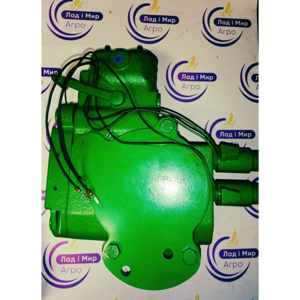 RE262576-US Zawór kontrolny hydrauliczny (John Deere (ВЖИВАНЕ) (USED))