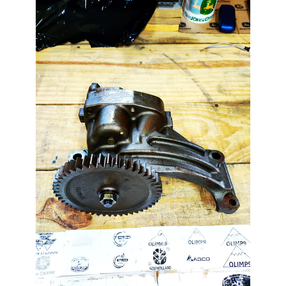 RE543187-US Насос Б/У (John Deere (ВЖИВАНЕ) (USED))